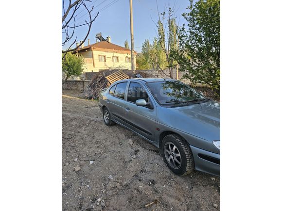 Sahibinden Renault Megane 1.6 RTE 1998 Model