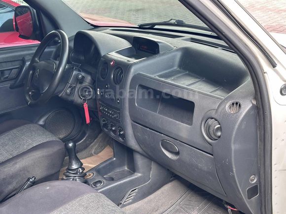 2003 Model Berlingo Otomobil Ruhsat 1.9 Klimalı