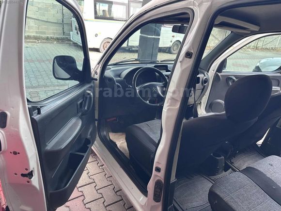 2003 Model Berlingo Otomobil Ruhsat 1.9 Klimalı