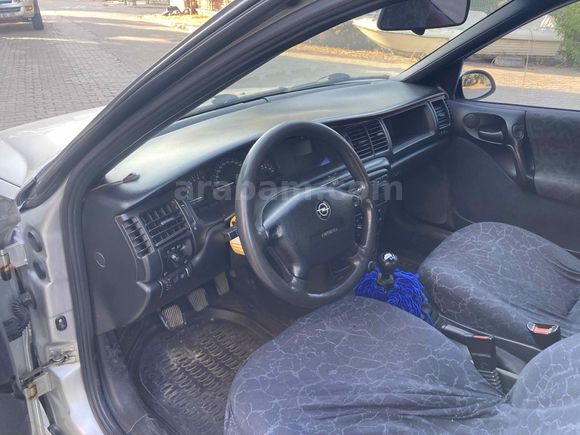 Galeriden Opel Vectra 2.0 GLS 1996 Model Muğla