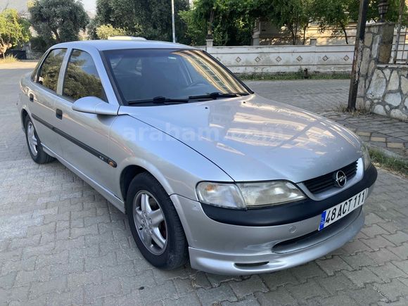 Galeriden Opel Vectra 2.0 GLS 1996 Model Muğla