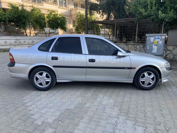 Galeriden Opel Vectra 2.0 GLS 1996 Model Muğla