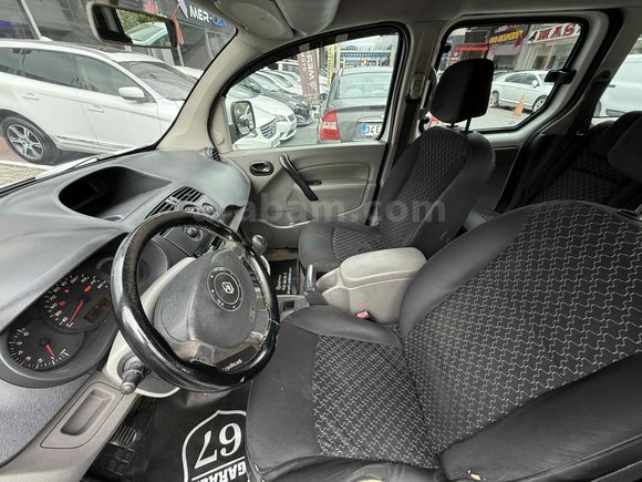 GARAGE 67 AUTO'DAN 2009 MODEL KANGOO KLİMALI ÇİFT SÜRGÜLÜ