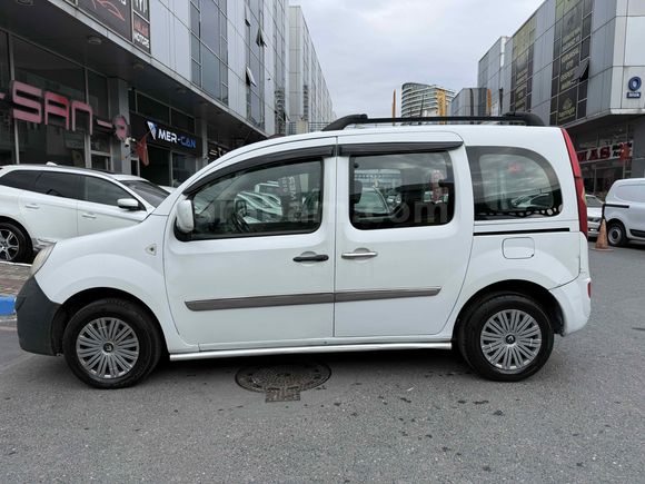 GARAGE 67 AUTO'DAN 2009 MODEL KANGOO KLİMALI ÇİFT SÜRGÜLÜ