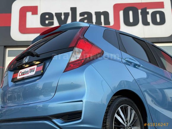 =ESCET CEYLAN OTO PLAZA=İLK ELDEN SERVİS BAKIMLI HONDA JAZZ