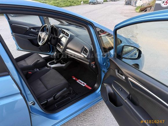 =ESCET CEYLAN OTO PLAZA=İLK ELDEN SERVİS BAKIMLI HONDA JAZZ