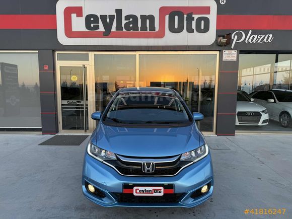 =ESCET CEYLAN OTO PLAZA=İLK ELDEN SERVİS BAKIMLI HONDA JAZZ