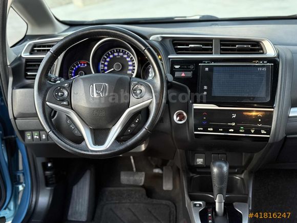 =ESCET CEYLAN OTO PLAZA=İLK ELDEN SERVİS BAKIMLI HONDA JAZZ