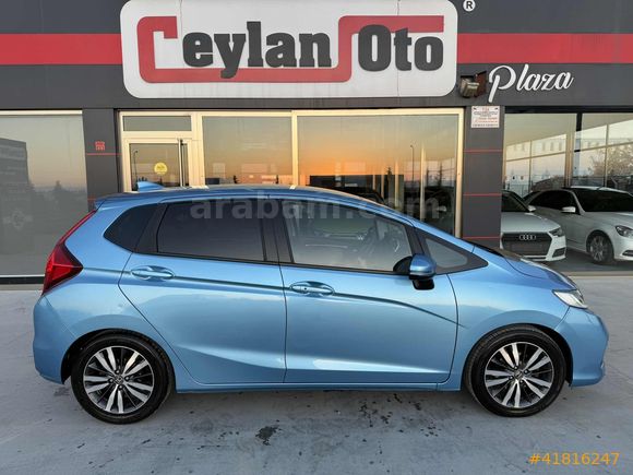 =ESCET CEYLAN OTO PLAZA=İLK ELDEN SERVİS BAKIMLI HONDA JAZZ