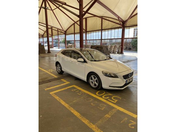 Sahibinden Volvo V40 1.6 D Premium 2013 Model 