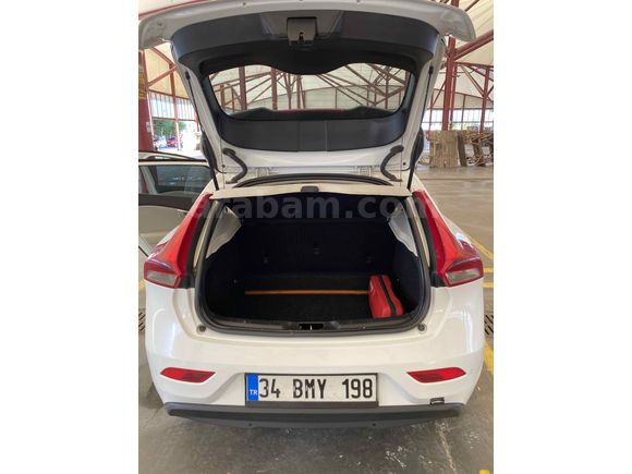Sahibinden Volvo V40 1.6 D Premium 2013 Model 