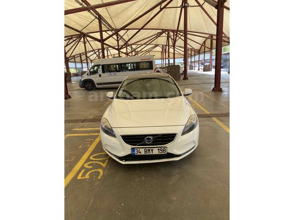 Sahibinden Volvo V40 1.6 D Premium 2013 Model 