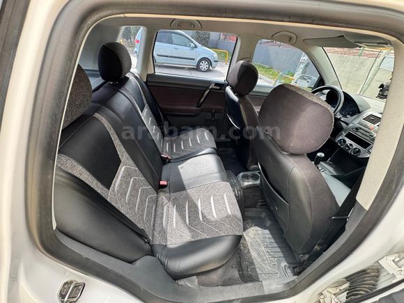 Sahibinden Volkswagen Polo 1.4 Basicline 2004 Model Osmaniye 235.015 km Beyaz