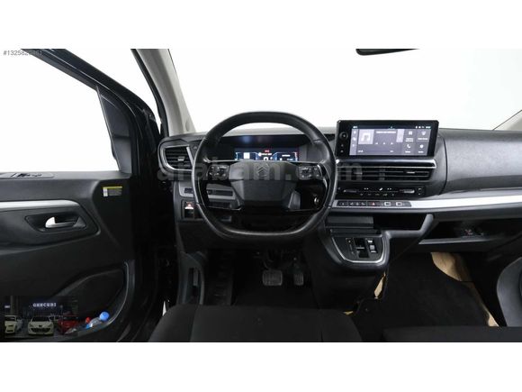 2025 HATASIZ 15.000KM OTOMOBİL RUHSATLI İLK ELDEN