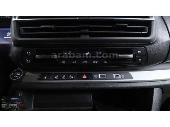 2025 HATASIZ 15.000KM OTOMOBİL RUHSATLI İLK ELDEN