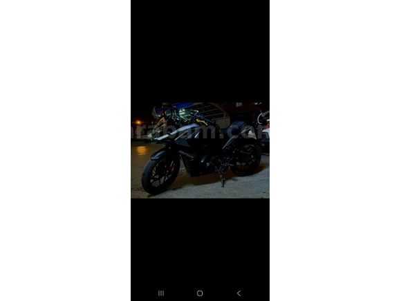 Bajaj Pulsar 200 RS