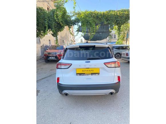 FORD KUGA TİTANYUM DİZEL OTOMATİK
