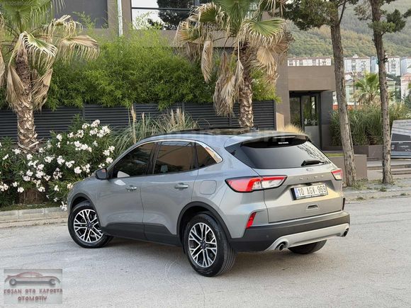 2022 FORD KUGA 1.5 ECOBLUE TİTANİUM *CAM TAVAN*HATASIZ'73.000'KM