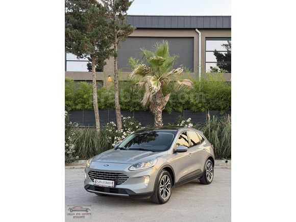 2022 FORD KUGA 1.5 ECOBLUE TİTANİUM *CAM TAVAN*HATASIZ'73.000'KM