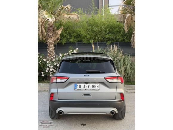 2022 FORD KUGA 1.5 ECOBLUE TİTANİUM *CAM TAVAN*HATASIZ'73.000'KM