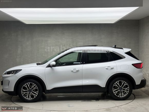ORJİNAL HATASIZ BOYASIZ TRAMERSİZ FORD KUGA 1.5 ECOBLUE TİTANİUM