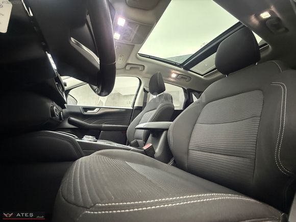 ORJİNAL HATASIZ BOYASIZ TRAMERSİZ FORD KUGA 1.5 ECOBLUE TİTANİUM