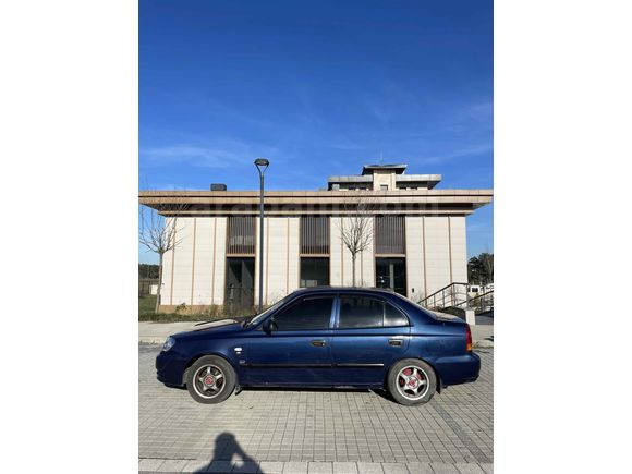 Klimalı Hyundai Accent 1.3 Admire 2005 Model  
