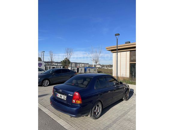 Klimalı Hyundai Accent 1.3 Admire 2005 Model  