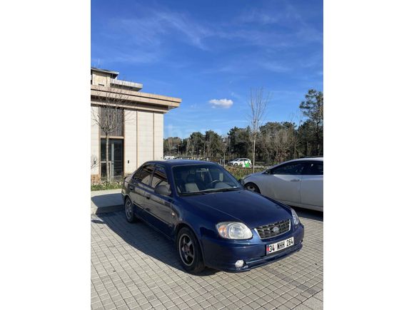 Klimalı Hyundai Accent 1.3 Admire 2005 Model  
