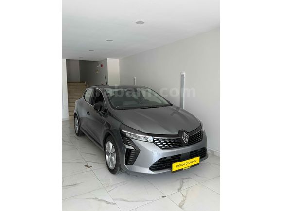 Galeriden Renault Clio 1.0 TCe Evolution 2025 Model Trabzon