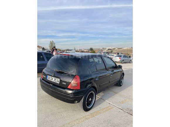 Sahibinden Renault Clio 1.4 RTA 2001 Model 