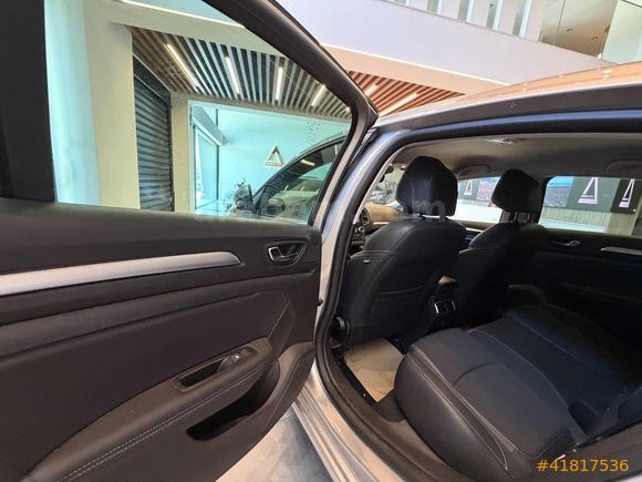 DERMAN AUTO EMSALSİZ MEGANE İCON OTOMATİK KM YOK KADAR AZ