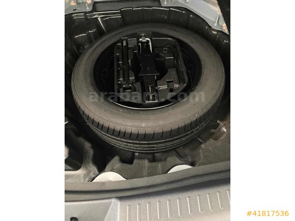 DERMAN AUTO EMSALSİZ MEGANE İCON OTOMATİK KM YOK KADAR AZ