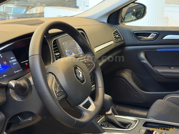 DERMAN AUTO EMSALSİZ MEGANE İCON OTOMATİK KM YOK KADAR AZ
