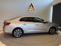 DERMAN AUTO EMSALSİZ MEGANE İCON OTOMATİK KM YOK KADAR AZ