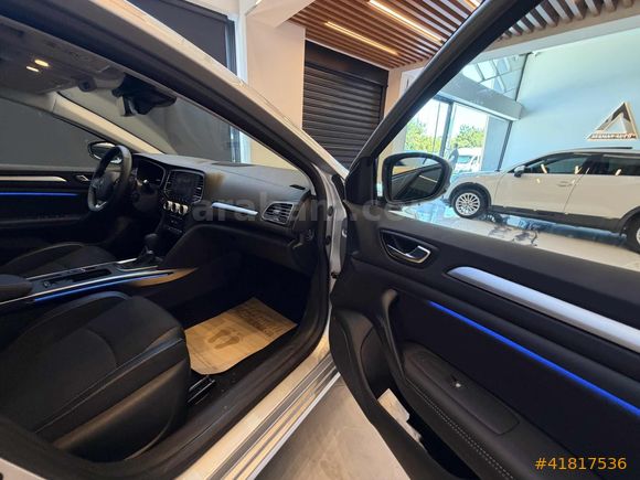 DERMAN AUTO EMSALSİZ MEGANE İCON OTOMATİK KM YOK KADAR AZ