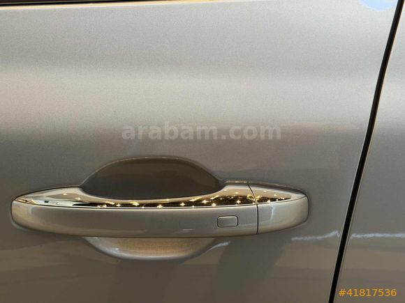 DERMAN AUTO EMSALSİZ MEGANE İCON OTOMATİK KM YOK KADAR AZ