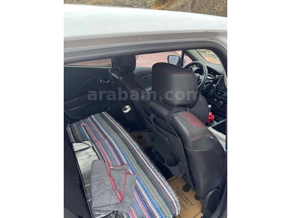 Sahibinden Renault Clio 1.2 Joy 2014 Model 