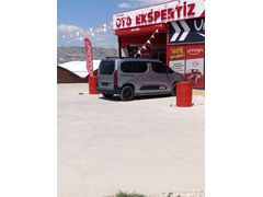 Sahibinden Citroen Berlingo 1.5 BlueHDI Shine Bold 2023 Model Erzincan 49.000 km Gri