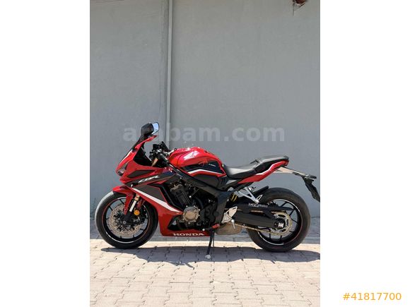 2021 CBR 650R / 17.000 KM'DE / BAKIMLI / SIFIR VİZELİ