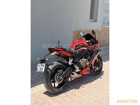 2021 CBR 650R / 17.000 KM'DE / BAKIMLI / SIFIR VİZELİ