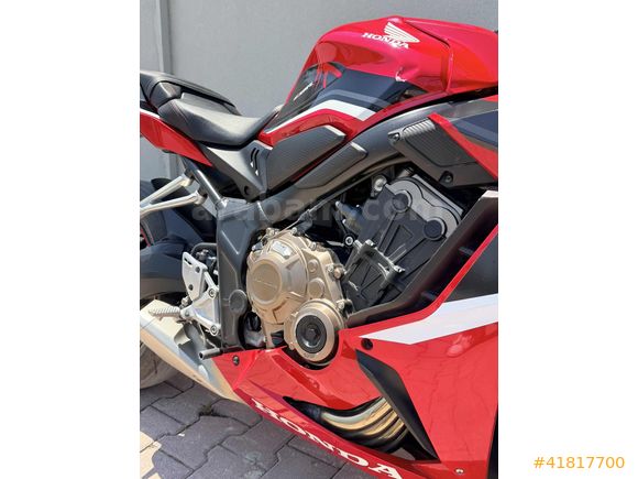 2021 CBR 650R / 17.000 KM'DE / BAKIMLI / SIFIR VİZELİ