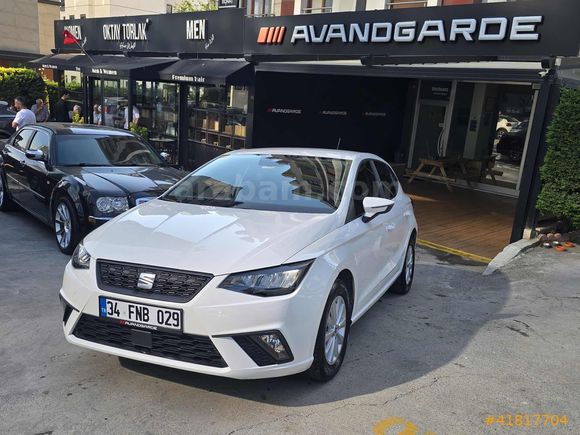 AVANDGARDE'DEN_2022 MODEL SADECE 43 BİN KM DE BOYA DEGİŞEN YOK_