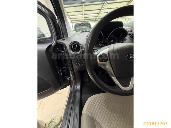 2021 MODEL HATASİZ OTOMOBİL RUHSATLİ 55 BİN KM GERİ GORUSLU