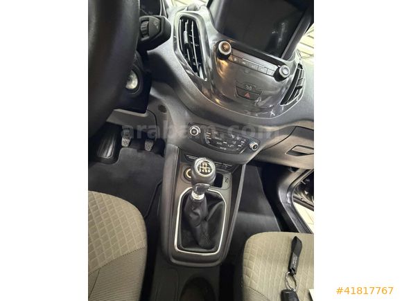 2021 MODEL HATASİZ OTOMOBİL RUHSATLİ 55 BİN KM GERİ GORUSLU