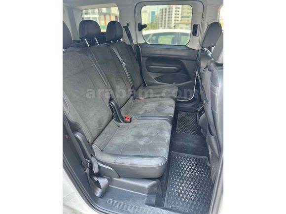 ACIL SATILIK 
13 bin km Volkswagen Caddy 2.0 TDI Style 2025 Model 