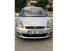 Sahibinden Ford Fiesta 1.4 Comfort 2006 Model  230.000 km Gri (Gümüş)