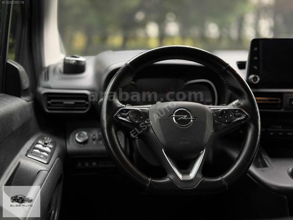 OPEL COMBO / OTOMATİK / HATASIZ / TEMİZ ARAÇ /