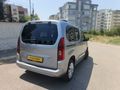 86 BİN KM CAM TAVAN ORTA KONSOL