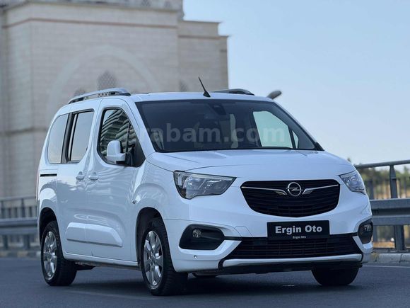 2019 Opel Combo Ultimate Cam Tavan KeylesGo 360K Boyasiz